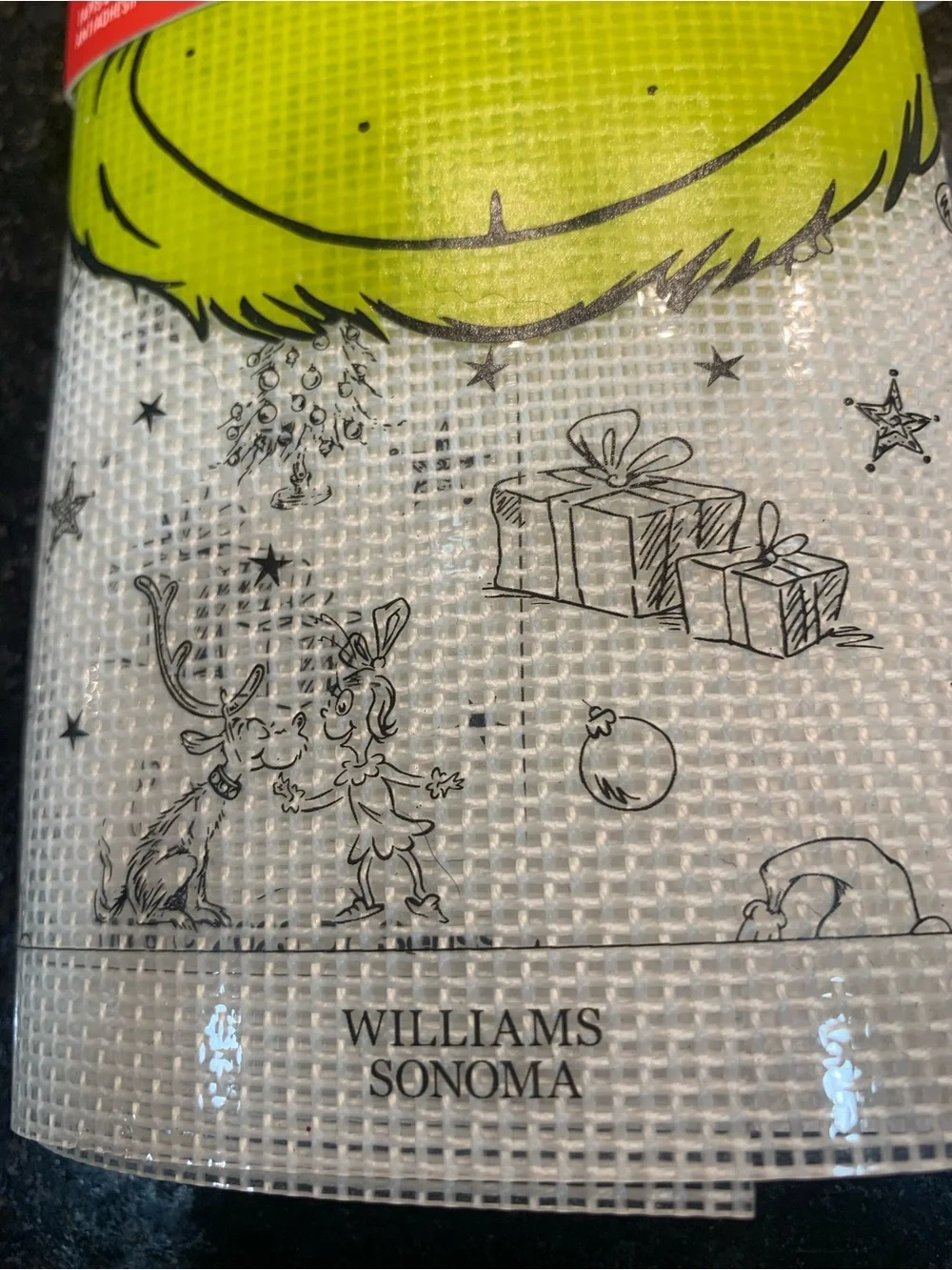 Williams Sonoma The Grinch Nonstick Silicone Baking Mat 16.5 in x 11.5 in NEW